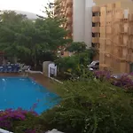 Ponderosa Hotel *