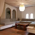 Ponderosa Hotel