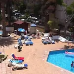 Hotel Ponderosa *