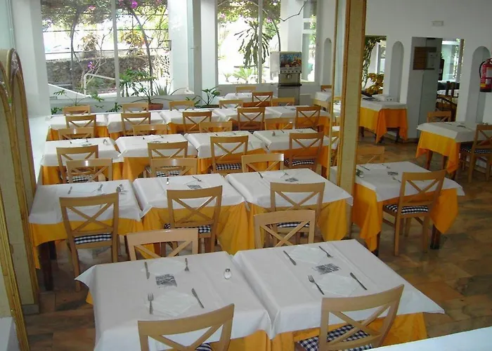Ponderosa Hotel