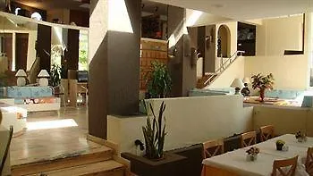 Hotel Ponderosa *