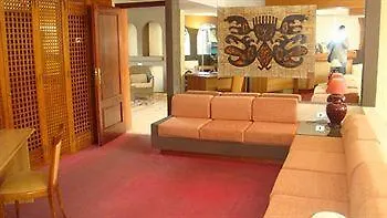 Ponderosa Hotel