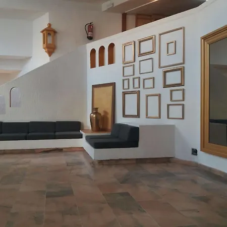 Ponderosa Apartment